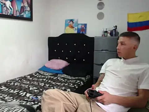 Chat +18 de Stiiveen777 ao vivo