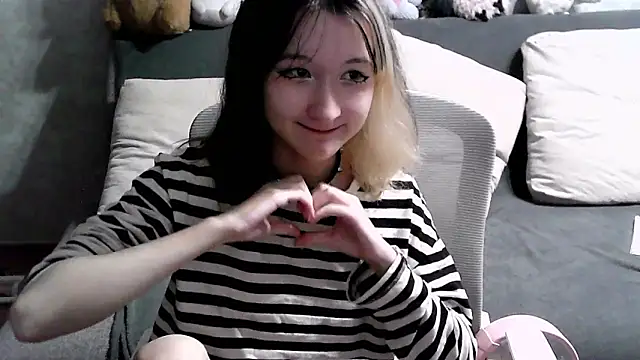 Chatroom XXX en direct de Lilfain_baby