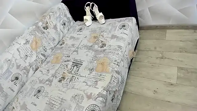 XLovely_LanaX – Kamerová šou