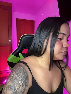 Czat XXX na żywo – leila_22