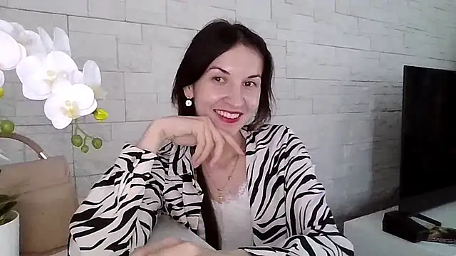 JuliaLovelyn Live XXX chat