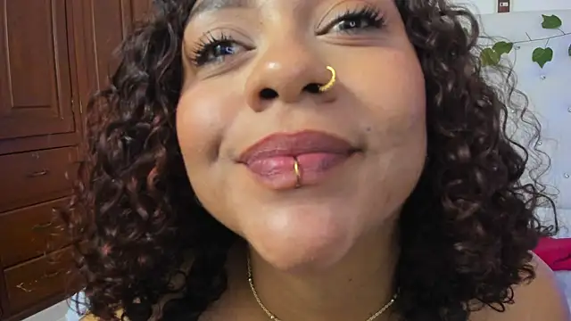 hanna_danger19's Webcam Show
