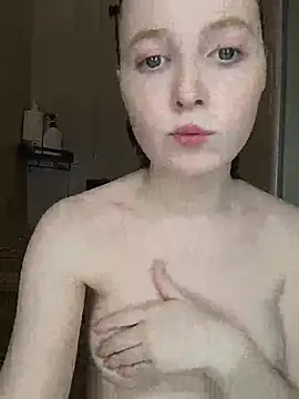 ari-kittyy's Live XXX Chat