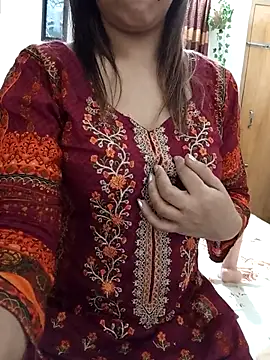 Tanha18 live XXX chat