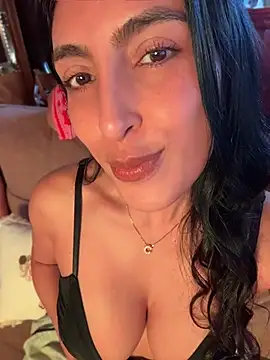 CorinVeil's Live XXX Chat