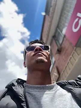 TavoHot_: απευθείας συνομιλία ΧΧΧ
