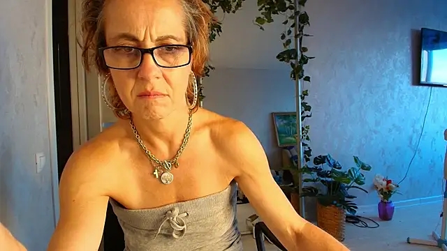 Chat XXX ao vivo de LioraWeiss