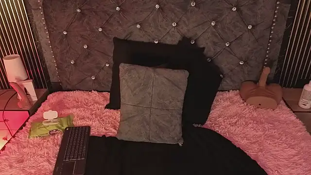 AlexandraNoxxのオフラインXXXチャット