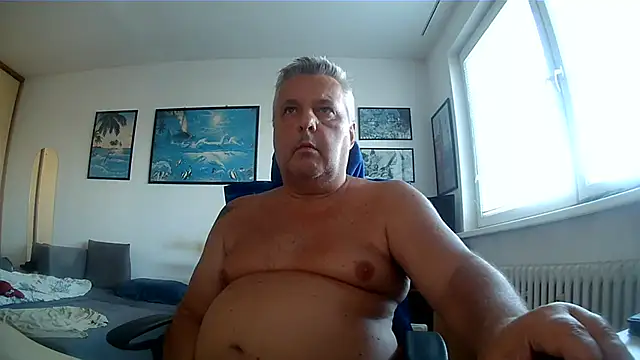 Robert_SK1 Adlı Modelin Canlı XXX Sohbeti