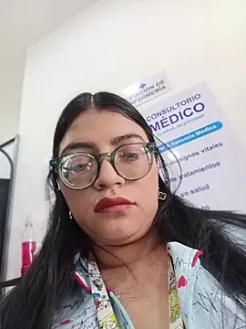 SOFI__10 Live XXX-chat