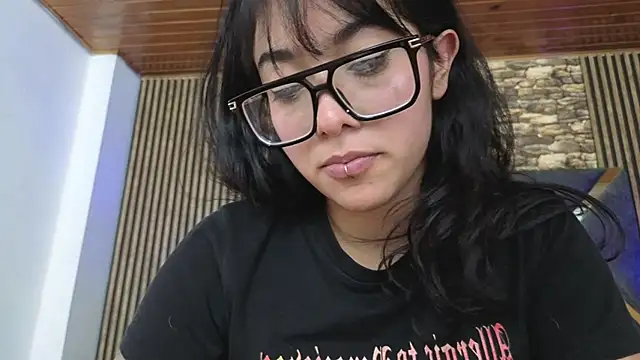 Онлайн чат XXX Amy_channel