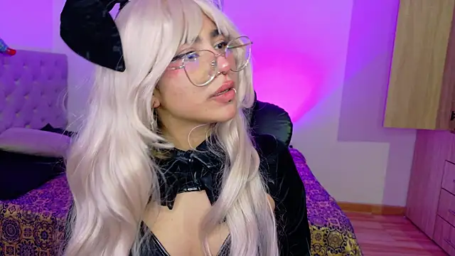 Alejaa_storm Chat XXX in diretta