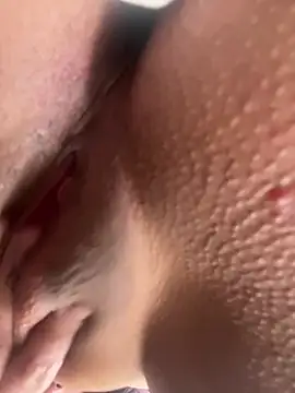 KeityK Adlı Modelin Canlı XXX Sohbeti