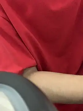 Nguyen07_x11 Show Webcam