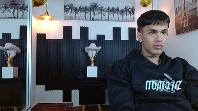 Duncan_brown XXX чат на живо