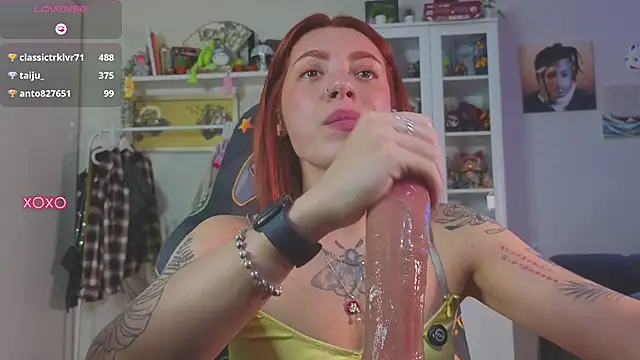 MaryStocks élő XXX-chatje