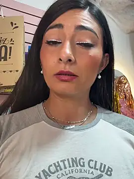IsabellaMariet Chat XXX in diretta