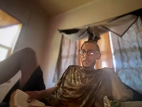 ThrowedWorldWide: вебкам-шоу