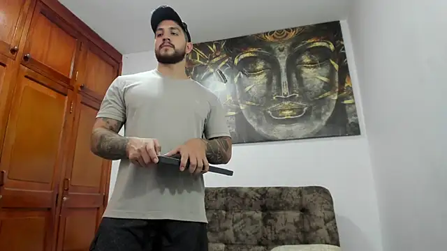 Chatroom XXX en direct de KyleNorth_
