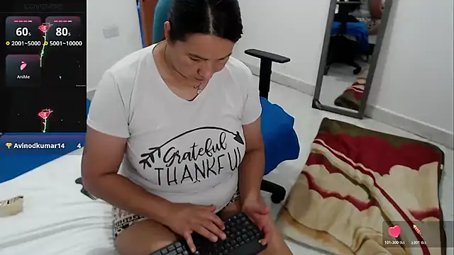 Živý XXX chat LAURA_Foxht