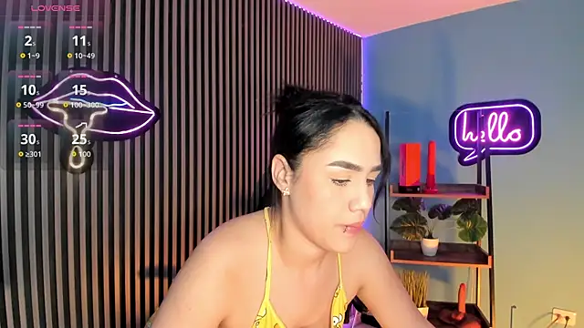 Živý XXX chat Emily_robertss1