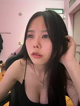 Chat +18 de Emely-lysea ao vivo