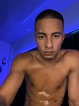 willclayy élő XXX-chatje