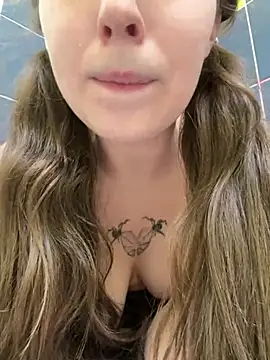 FroggyAnna 라이브 XXX 채팅