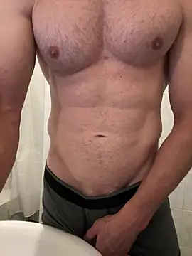 Bumbastic6Pack Live XXX-chat