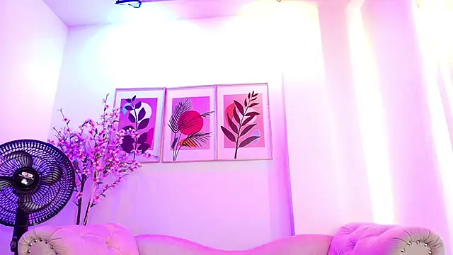 Živý XXX chat Maddie_T18