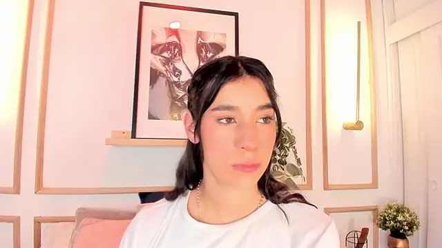 Chat XXX en directo de Nanami_