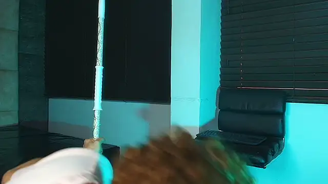 XXX chat uživo modela Tyler_Mcrey