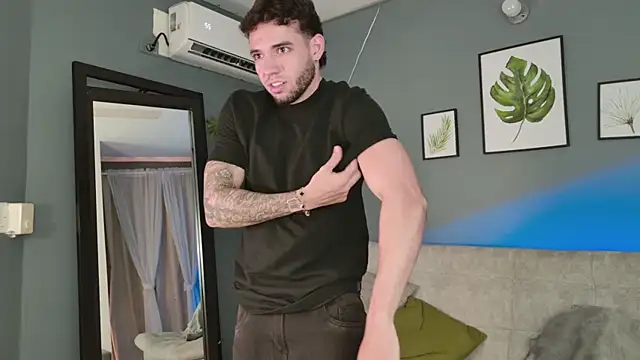 Alan-riios' Live XXX Chat