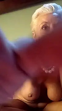 Czat XXX na żywo – divinaerotica