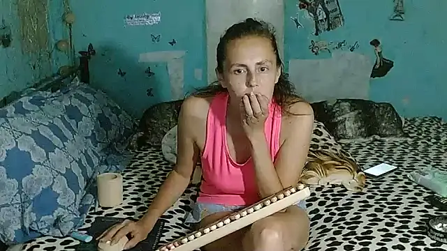 brighteyes77's Live XXX Chat