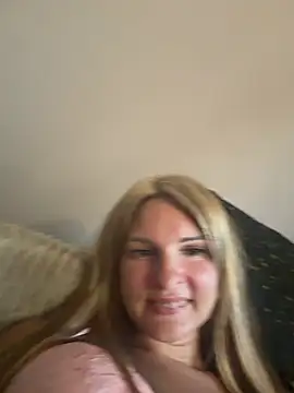 kinkysarahx's Live XXX Chat