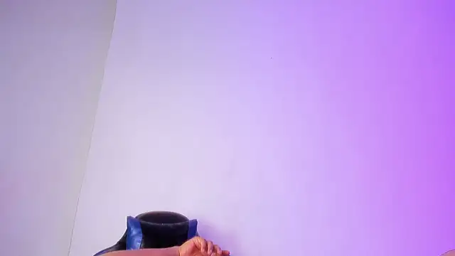 Maximiliano_YoungのライブXXXチャット