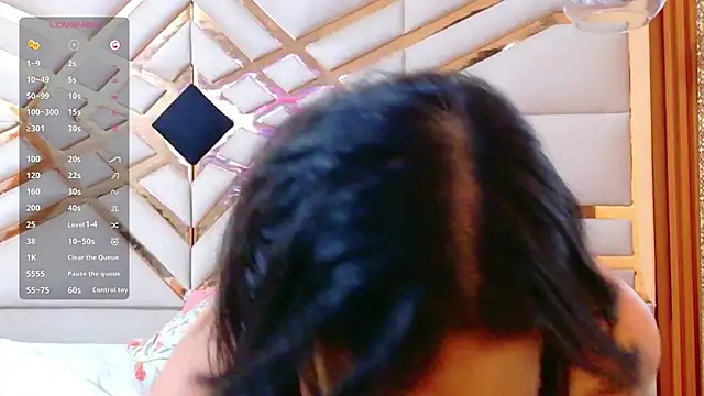 Chat XXX en directo de Sluttyandmature