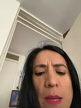 Mila_rebel live XXX chat