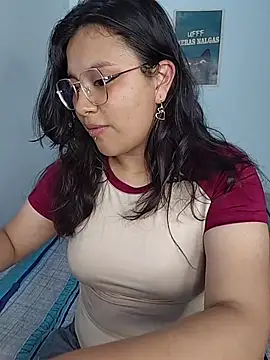 Chat +18 de _Juno ao vivo