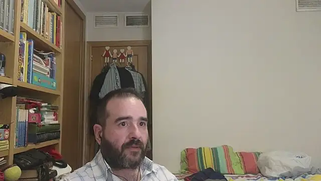 Chat XXX en directo de curiosillo83