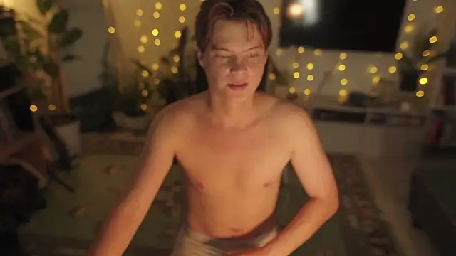 Chat +18 de RusBradPitt ao vivo