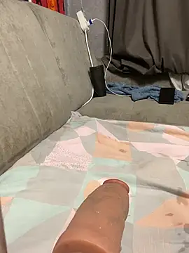 Lola_Hale Adlı Modelin Canlı XXX Sohbeti