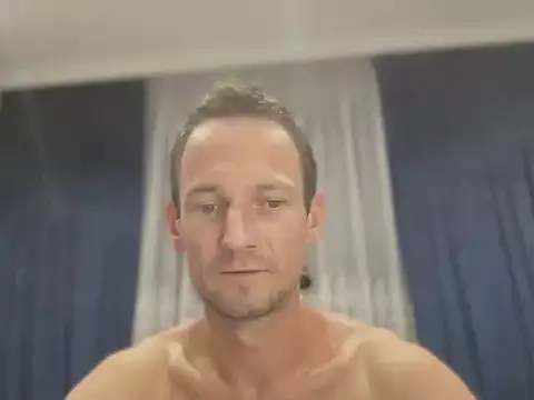 Hotcrazy235's Live XXX Chat