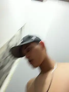 HarryGazeのライブXXXチャット