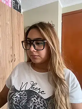 Miabonnett_ – Live XXX-chat