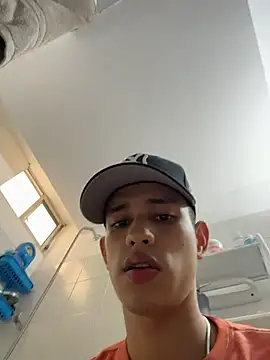 HarryGaze Chat XXX live