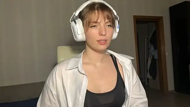 LorinaSpero Chat XXX live