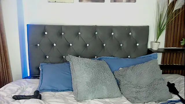 emma_cut3_ live XXX chat