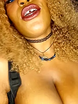 Chat XXX en directo de AmazonianMistress
